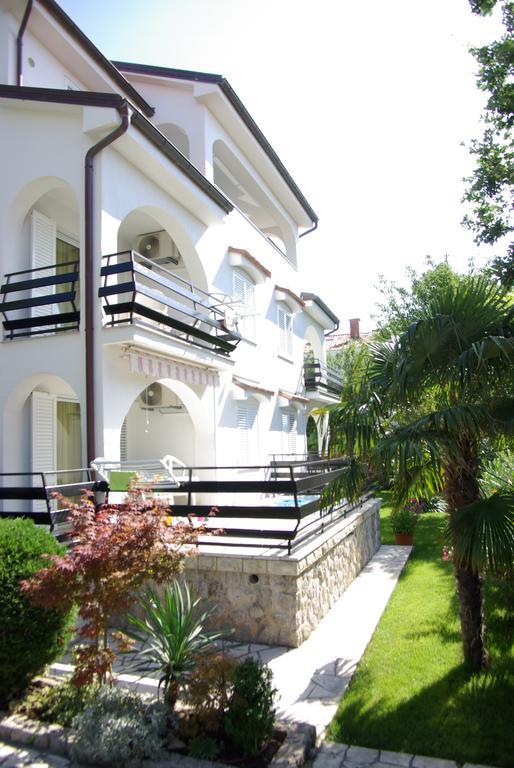 Apartments Bella Vita 1 Malinska Exterior foto